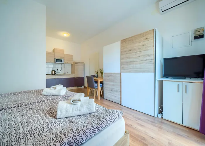 Apartment Cozy New With Private Pool